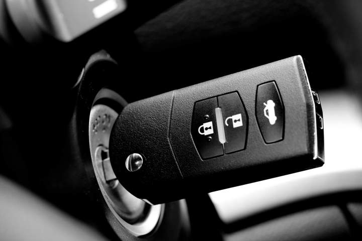 Intervention rapide sans dégâts pour déverrouiller votre voiture